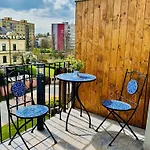 Cora Apartment