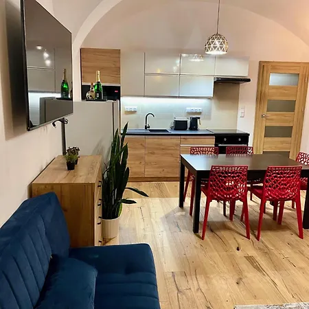 Cora Apartment Jaromer