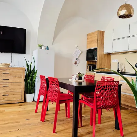 Cora Apartment